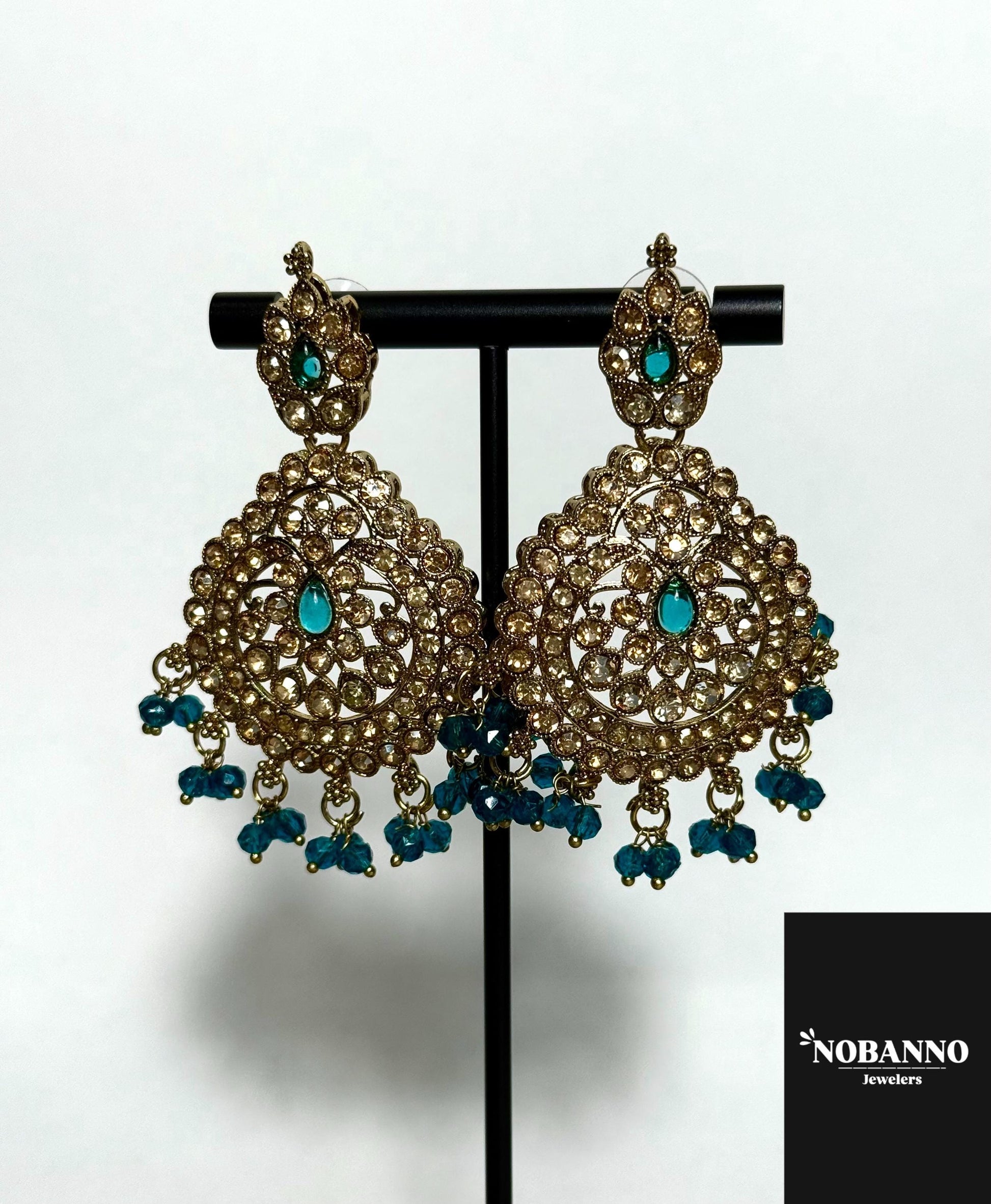 Pristine Handcrafted Kundan Semi Bridal  Necklace set/Indian Jewelry Set/ High Quality Kundan 5 Piece Set.