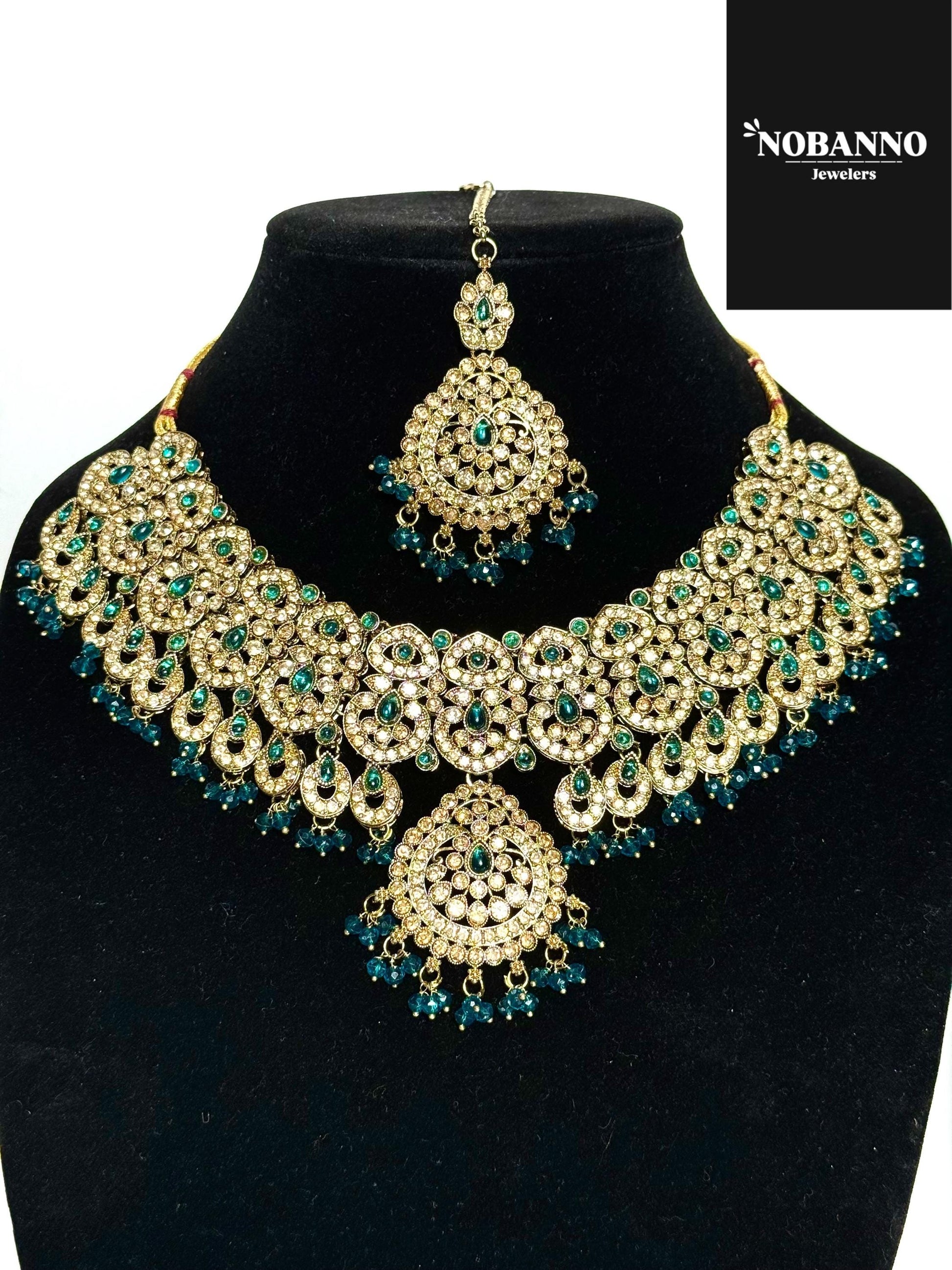 Pristine Handcrafted Kundan Semi Bridal  Necklace set/Indian Jewelry Set/ High Quality Kundan 5 Piece Set.