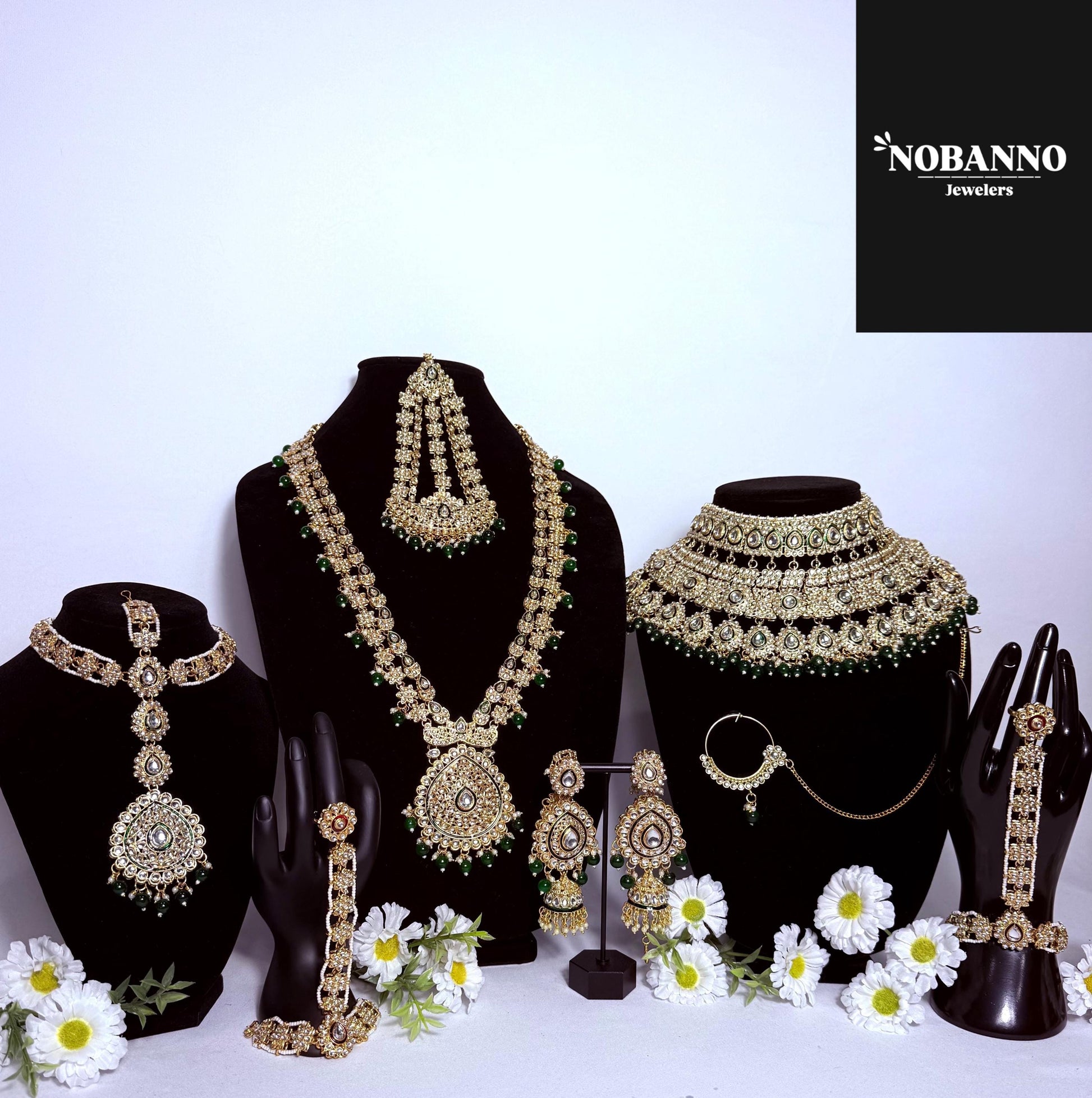 Pristine Handcrafted  Kundan Bridal set/Indian Full Bridal Jewelry Set/ High Quality Kundan 9 Piece Set