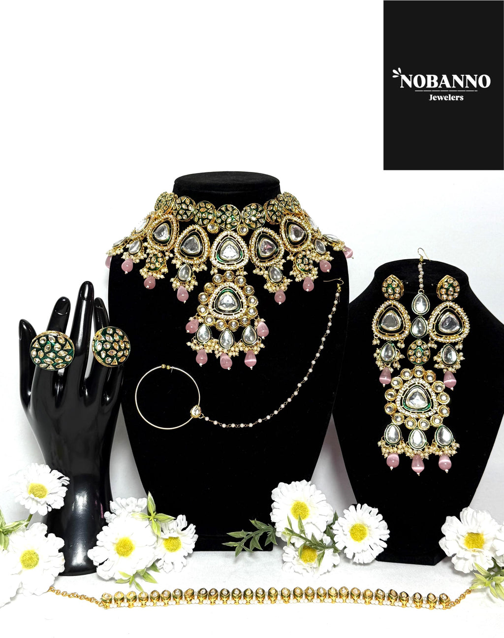 Pristine Handcrafted  Kundan Bridal set/Indian Full Bridal Jewelry Set/ High Quality Kundan 8 Piece Set.