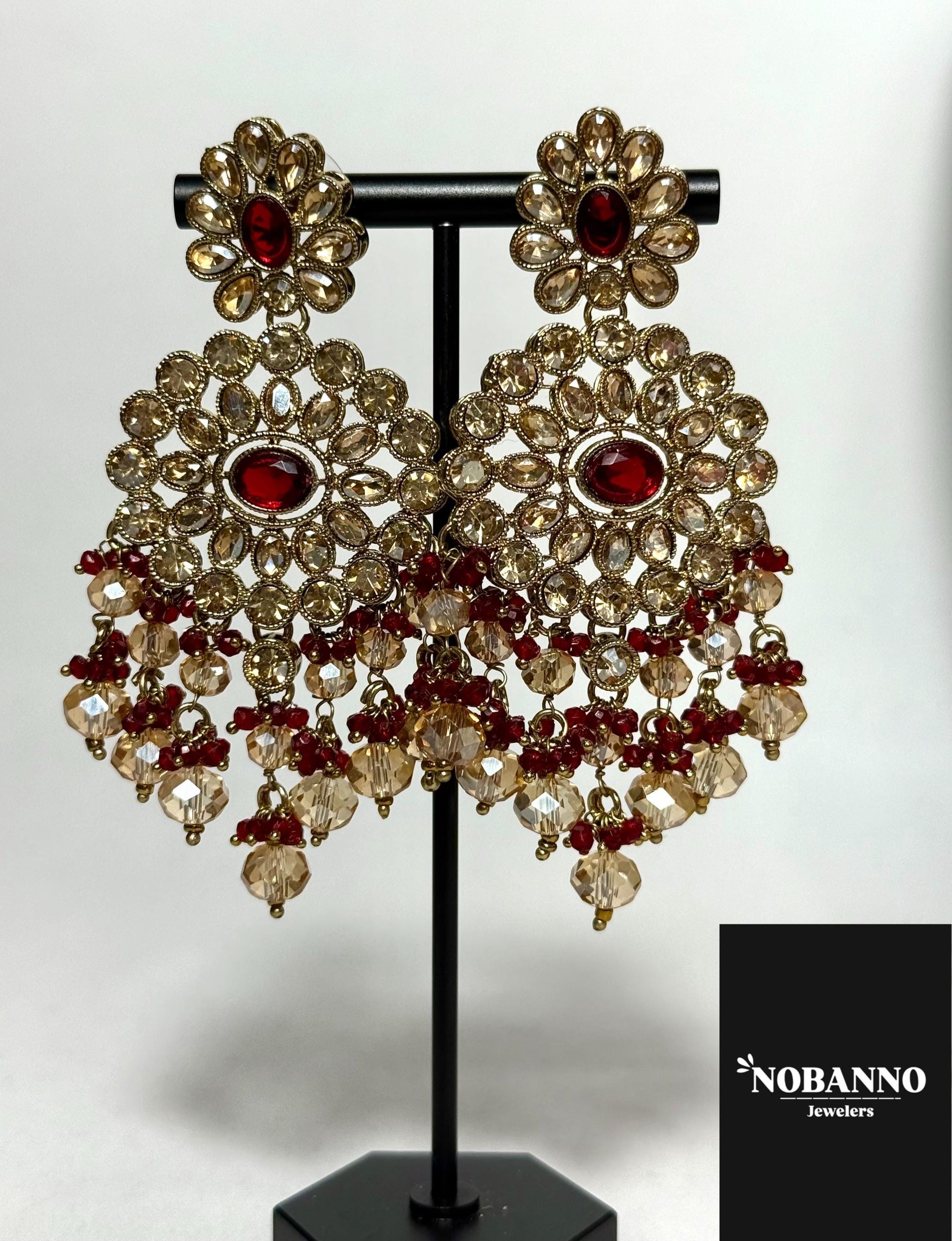 Handcrafted Kundan Jewelry Set: Indian Jewelery with Necklace, Earrings and Maang Tikka.