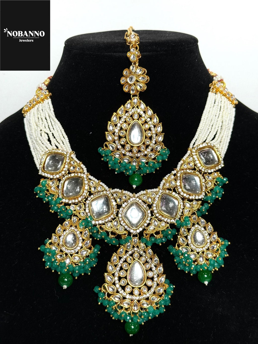 Handcrafted Kundan Choker set/Indian  Jewelry Set/ High Quality Kundan 4 Piece Set.