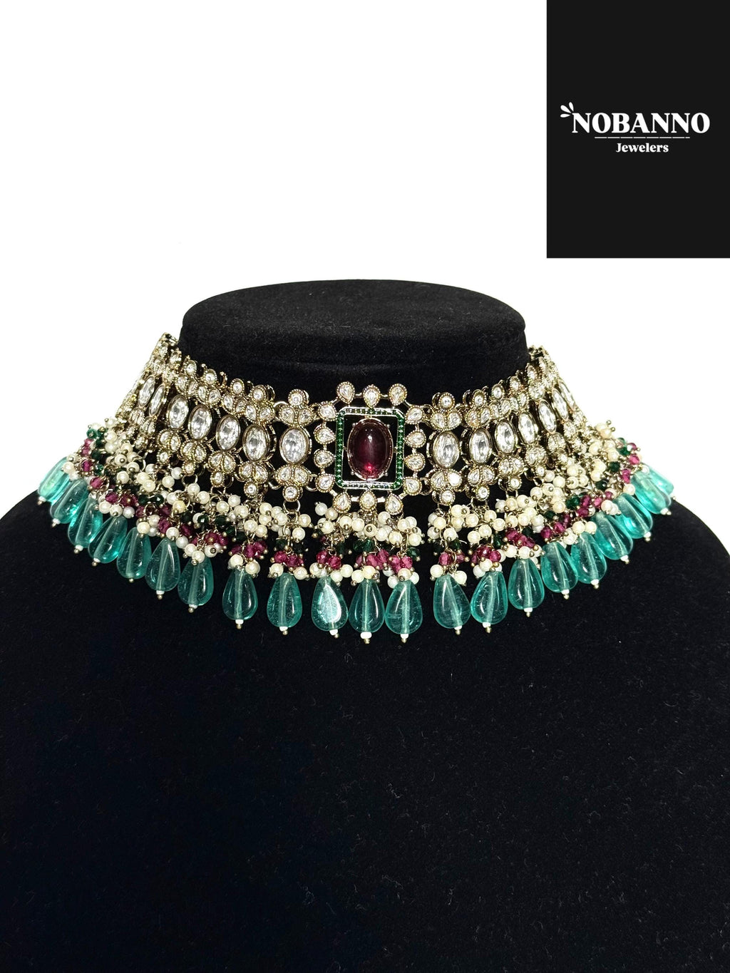 Handcrafted Kundan Choker set/Indian  Jewelry Set/ High Quality Kundan 4 Piece Set.
