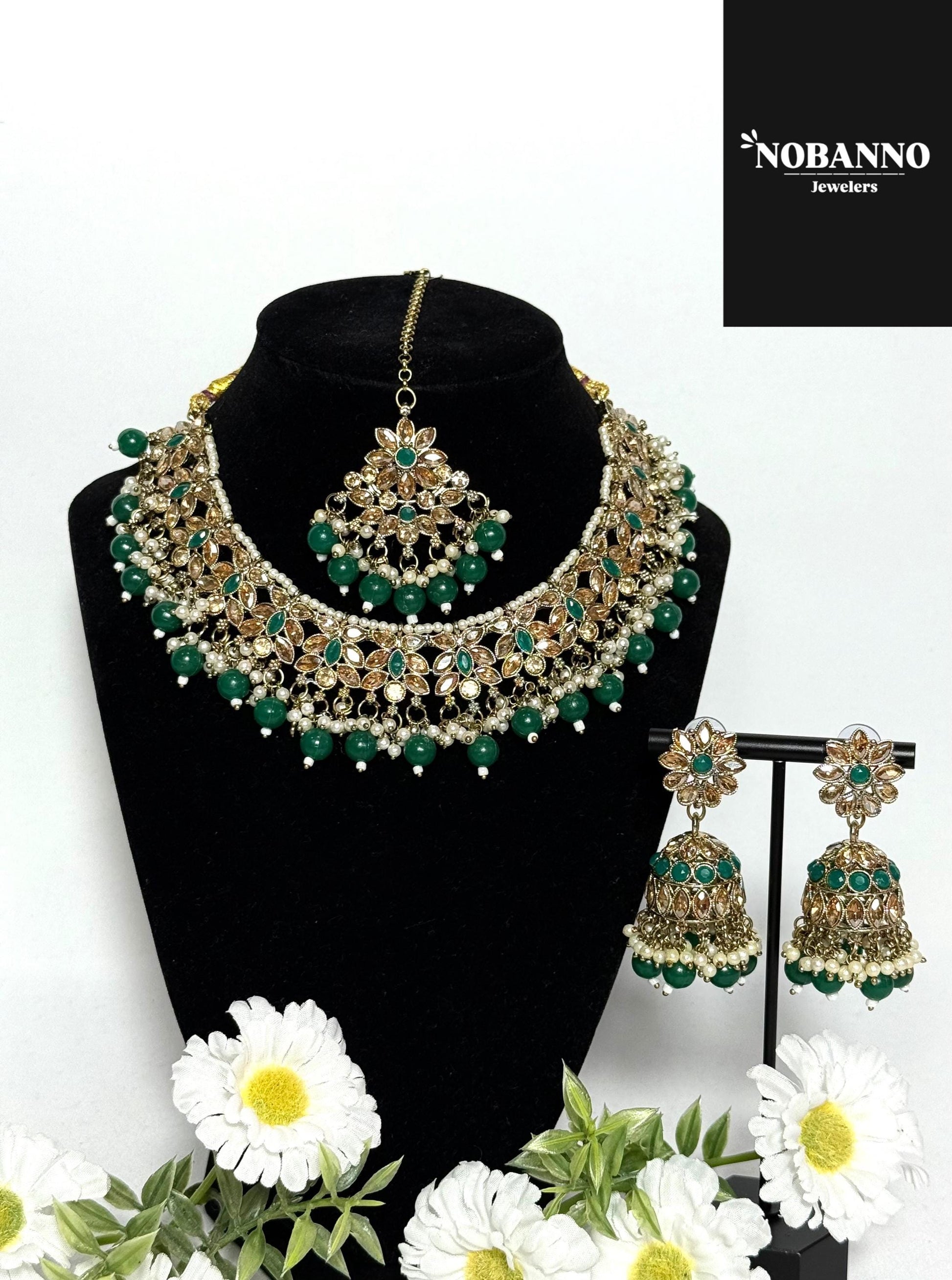 Pristine Handcrafted  Kundan Necklace set/Indian  Jewelry Set/ High Quality Kundan 4 Piece Set