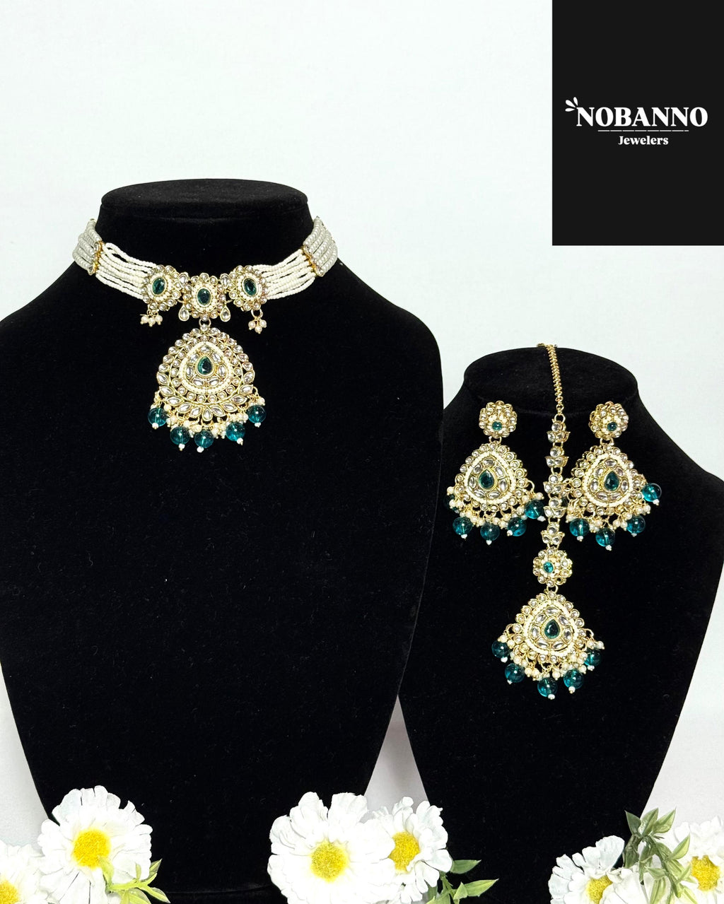 Handcrafted Kundan Choker set/Indian  Jewelry Set/ High Quality Kundan 4 Piece Set.
