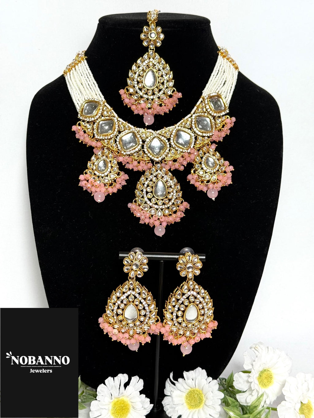 Handcrafted Kundan Choker set/Indian  Jewelry Set/ High Quality Kundan 4 Piece Set.