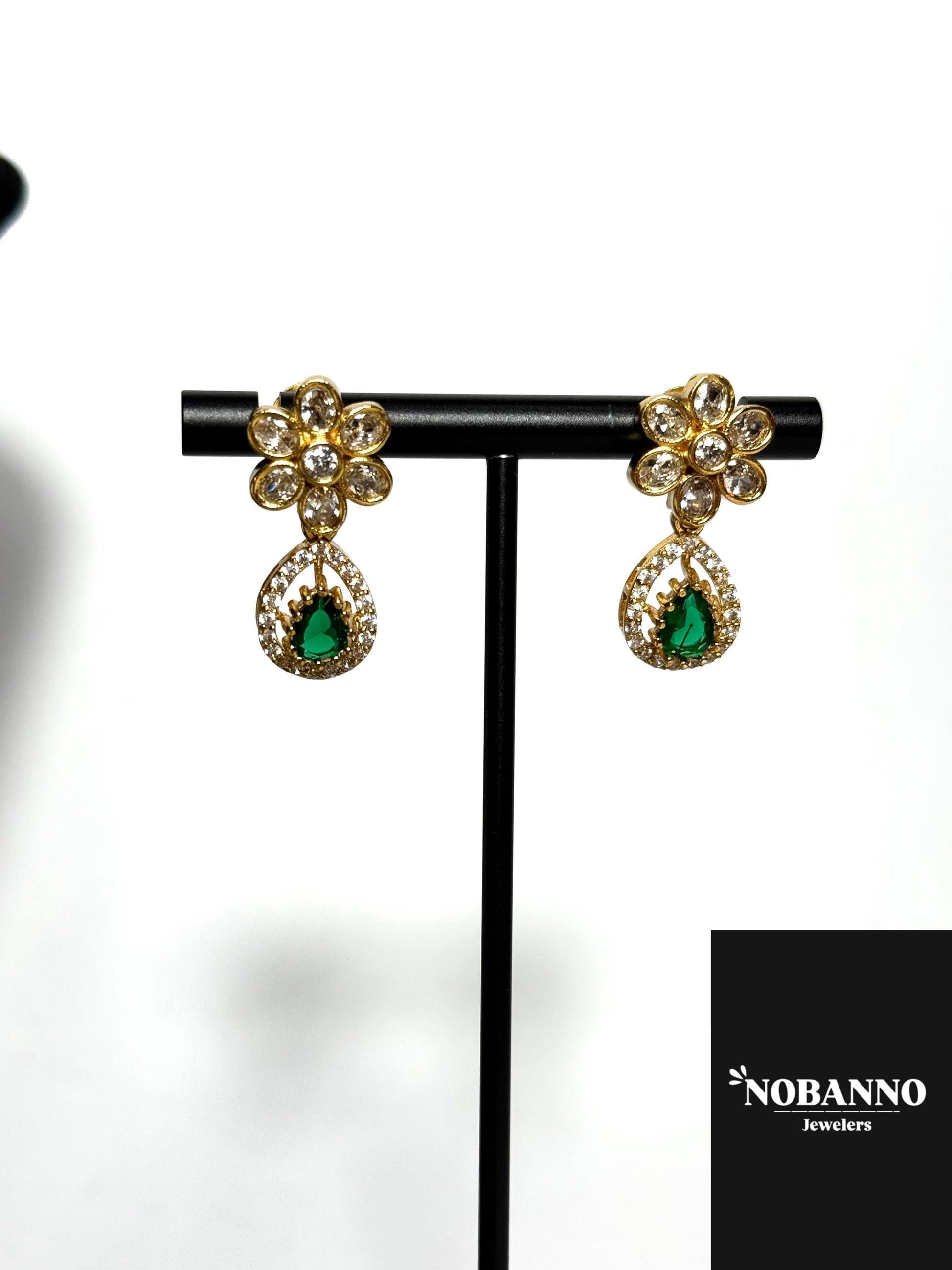 Pristine Handcrafted Goldplated jewelery set/Indian Jewelry Set/ Good quality 3 Piece Set.