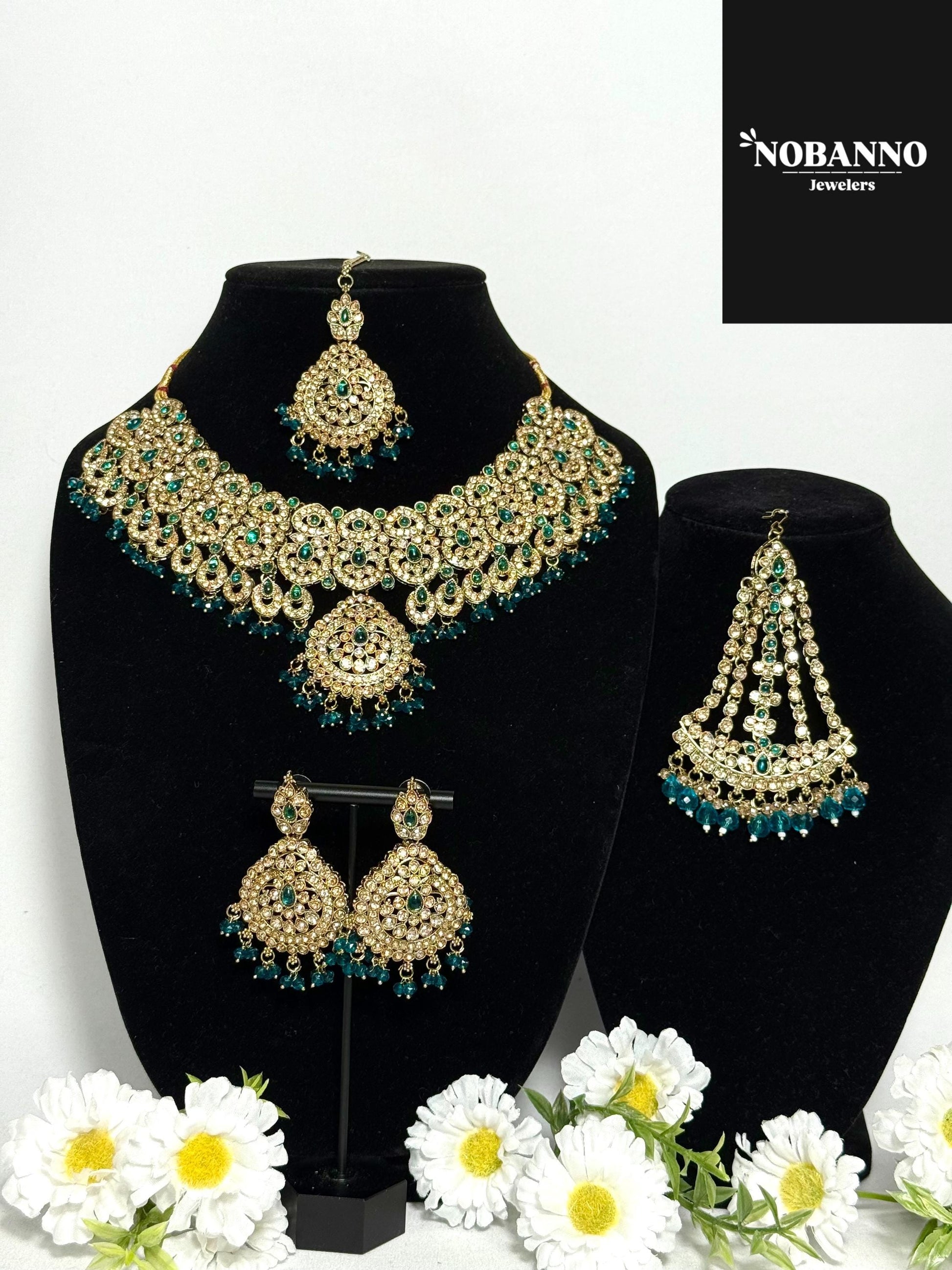 Pristine Handcrafted Kundan Semi Bridal  Necklace set/Indian Jewelry Set/ High Quality Kundan 5 Piece Set.