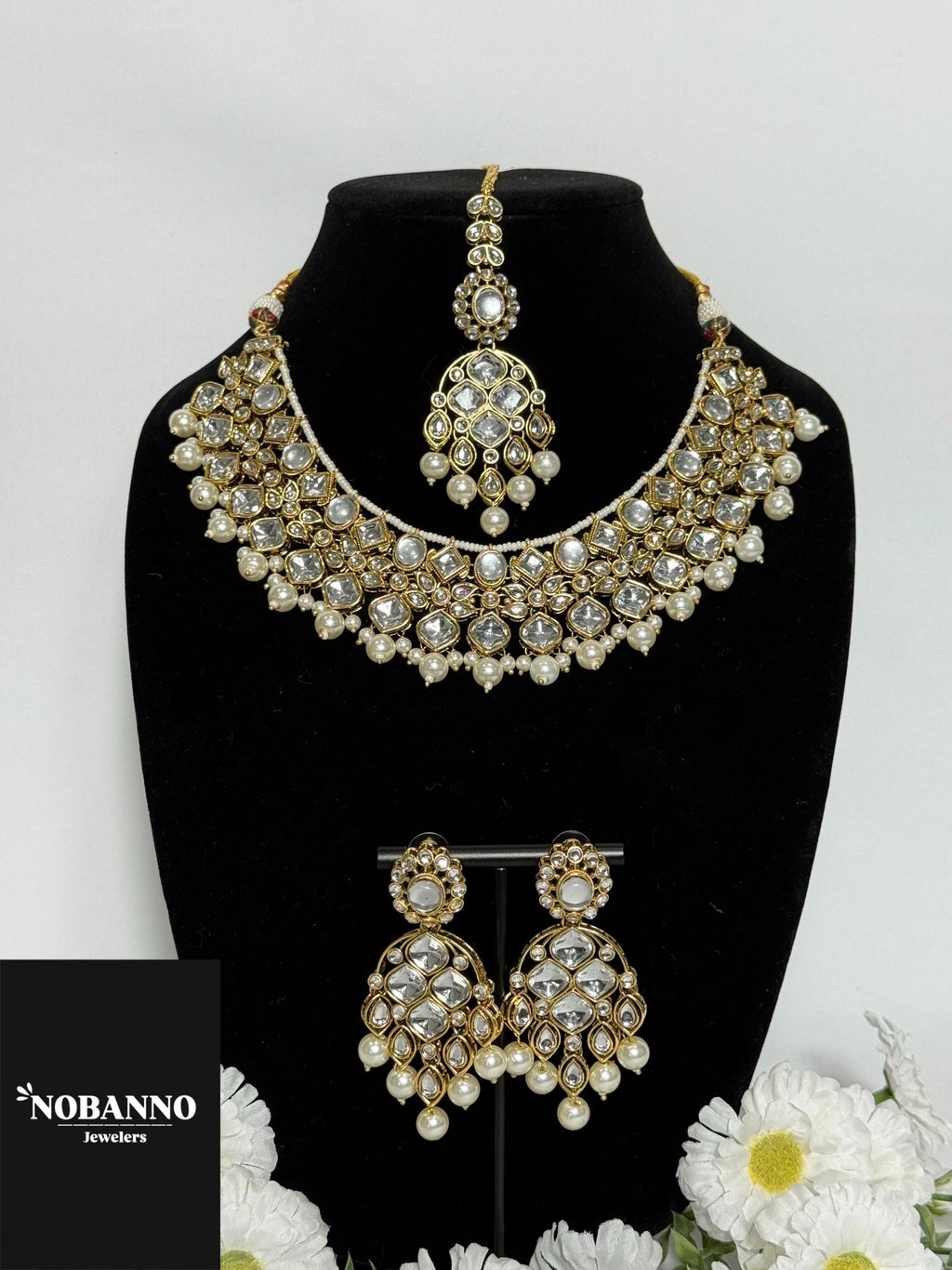 Pristine Handcrafted  Kundan Necklace set/Indian  Jewelry Set/ High Quality Kundan 4 Piece Set.