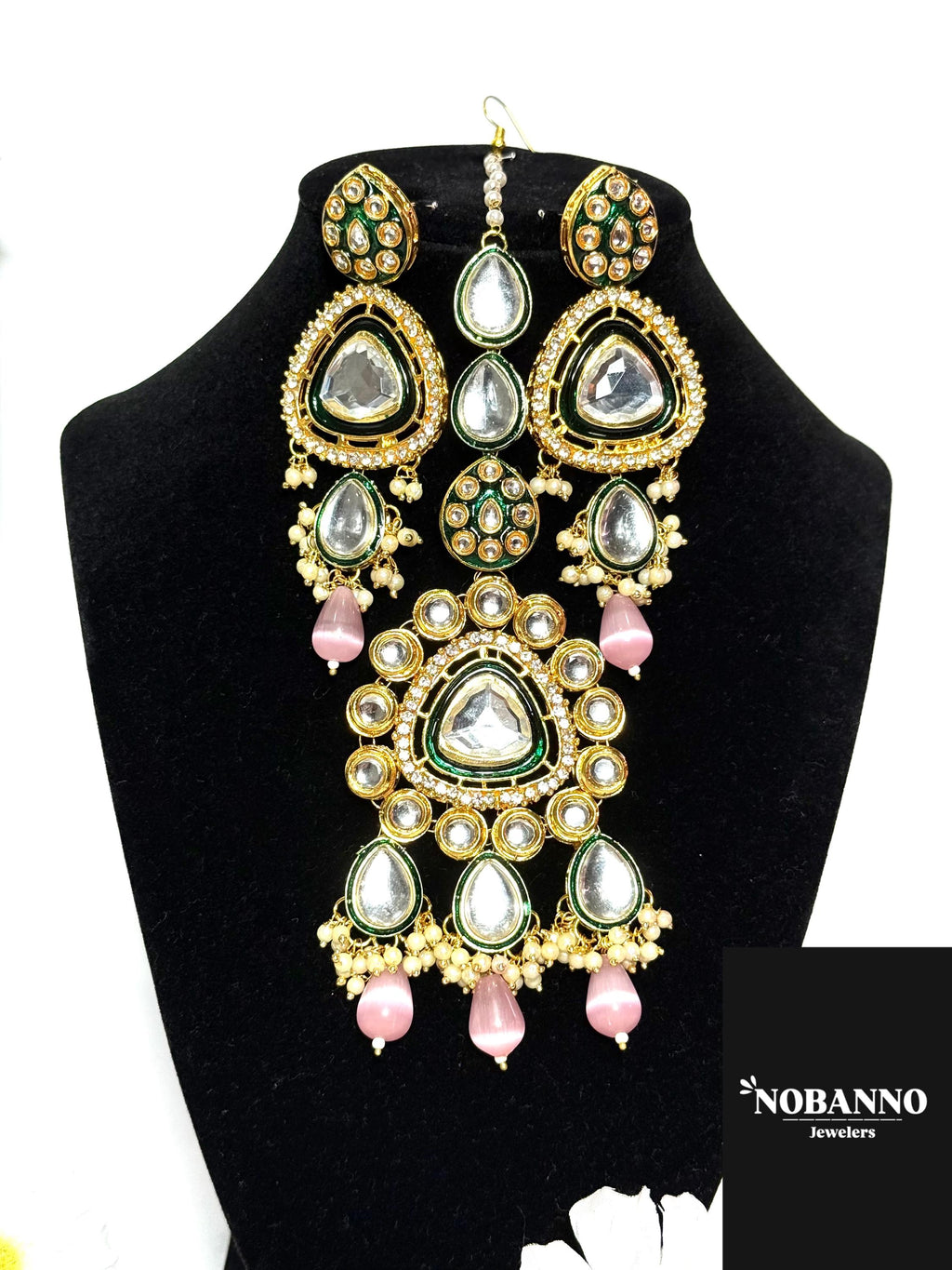 Pristine Handcrafted  Kundan Bridal set/Indian Full Bridal Jewelry Set/ High Quality Kundan 8 Piece Set.