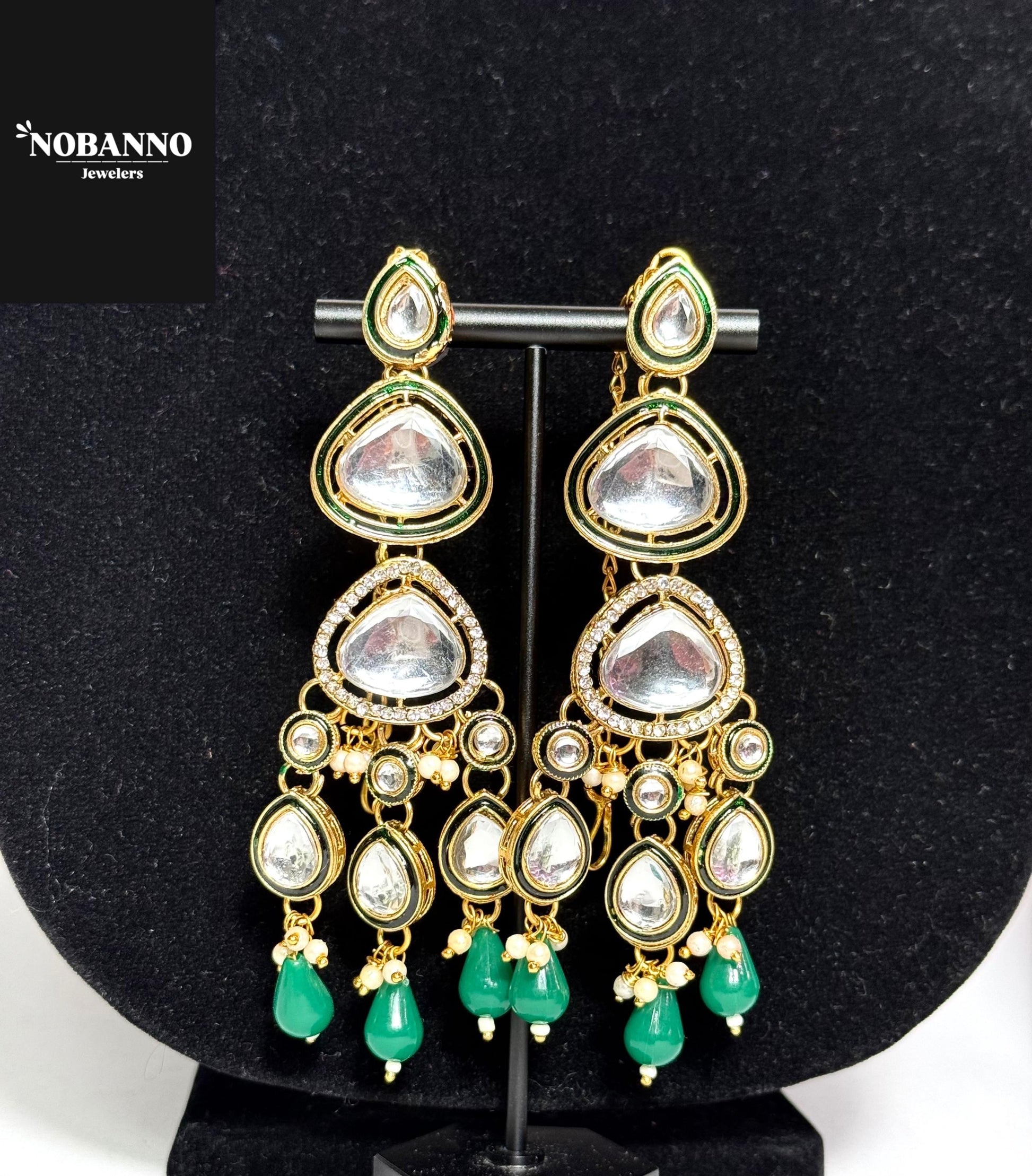 Pristine Handcrafted Kundan Bridal set/Indian  Bridal Jewelry Set/ High Quality Kundan 7 Piece Set.