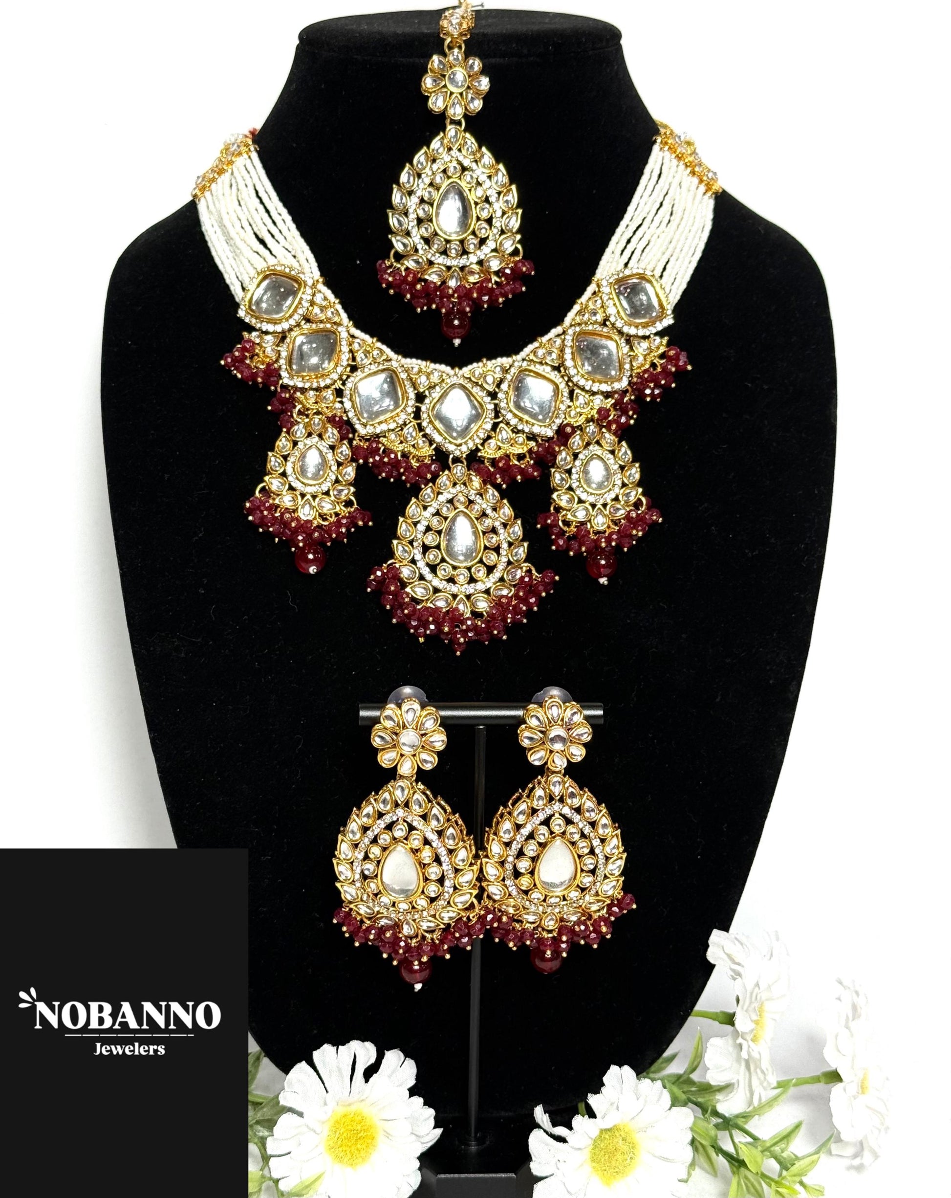 Handcrafted Kundan Choker set/Indian  Jewelry Set/ High Quality Kundan 4 Piece Set.