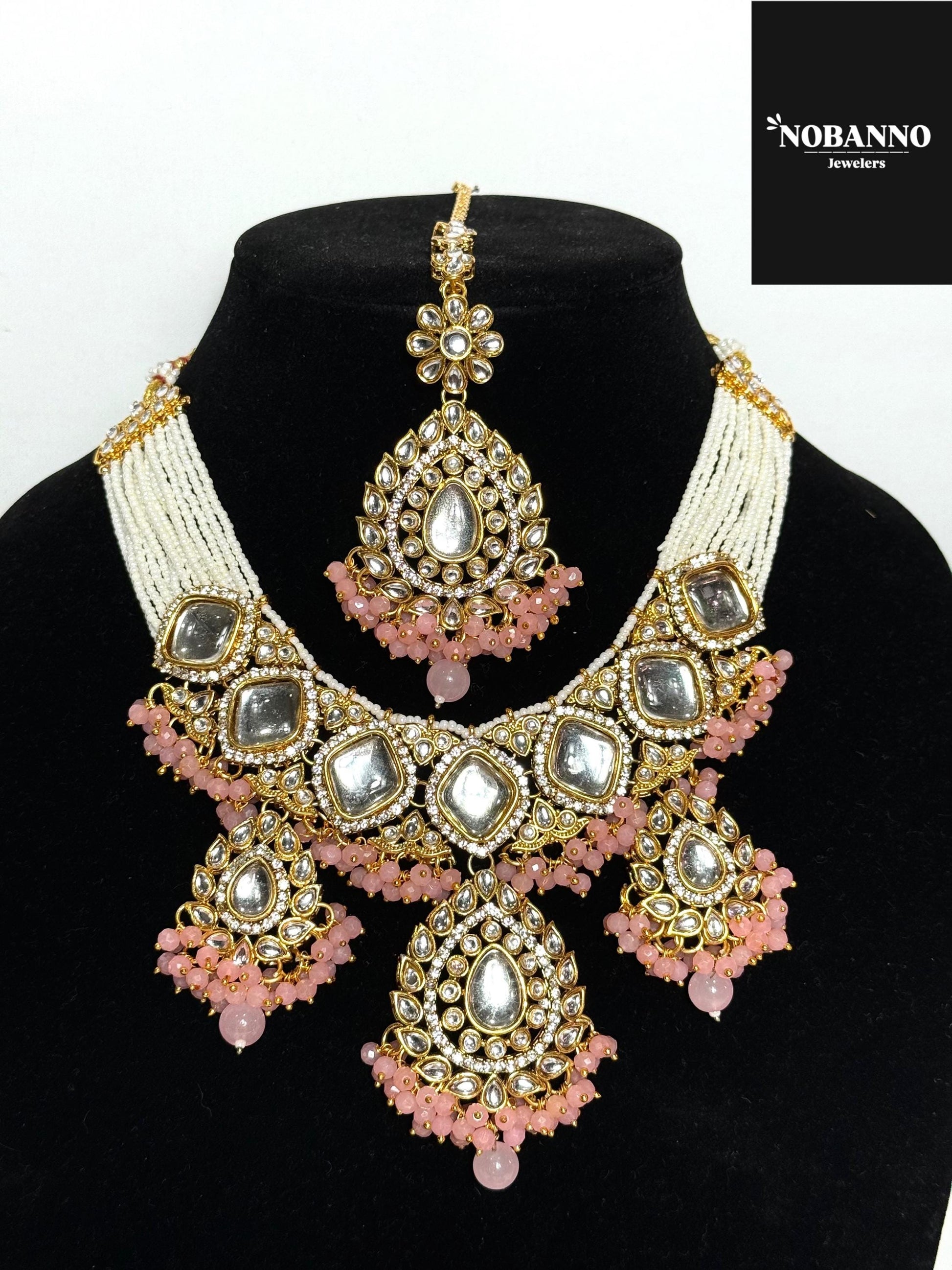Handcrafted Kundan Choker set/Indian  Jewelry Set/ High Quality Kundan 4 Piece Set.