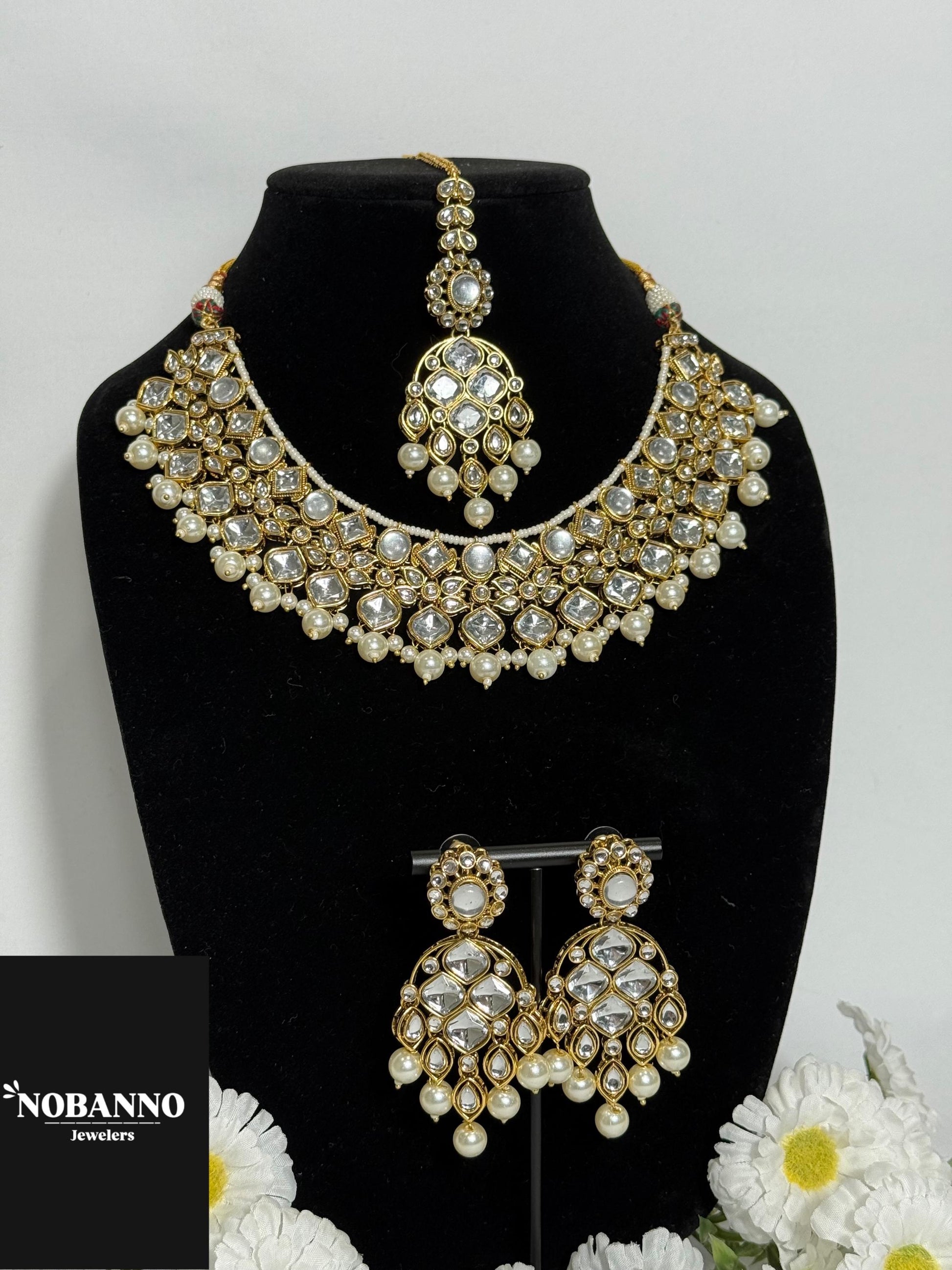 Pristine Handcrafted  Kundan Necklace set/Indian  Jewelry Set/ High Quality Kundan 4 Piece Set.