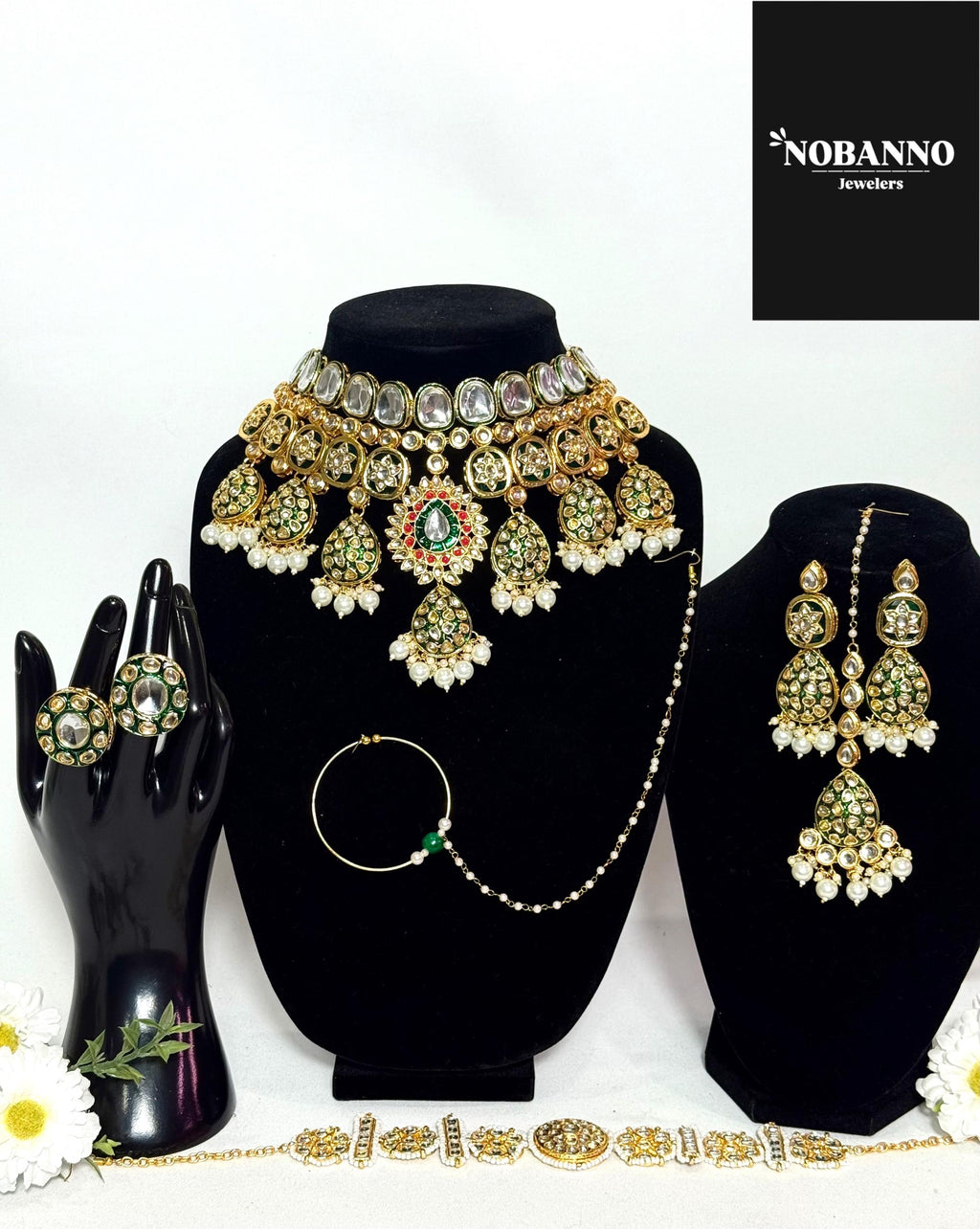 Pristine Handcrafted  Kundan Bridal set/Indian Full Bridal Jewelry Set/ High Quality Kundan 8 Piece Set.