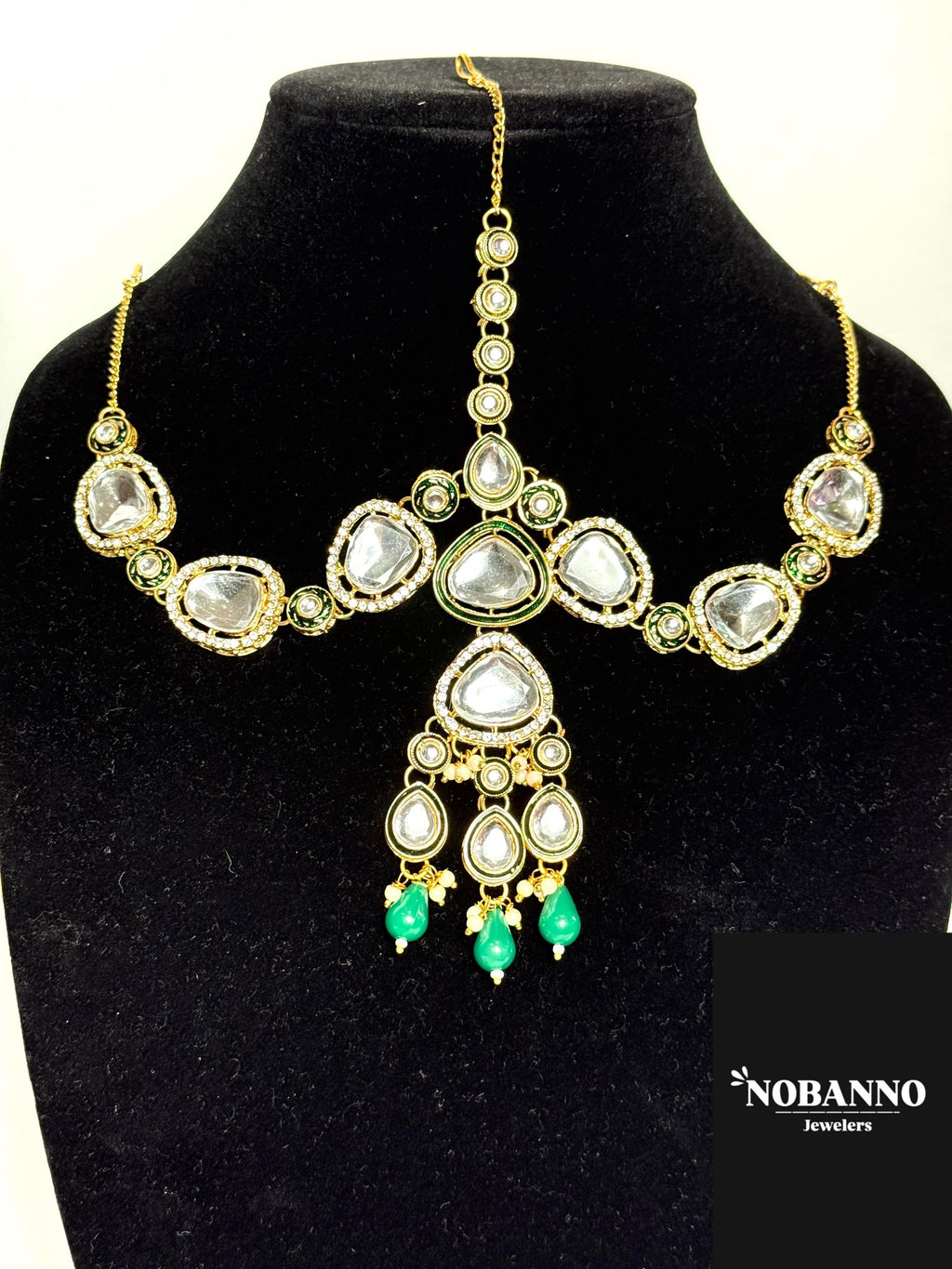 Pristine Handcrafted Kundan Bridal set/Indian  Bridal Jewelry Set/ High Quality Kundan 7 Piece Set.