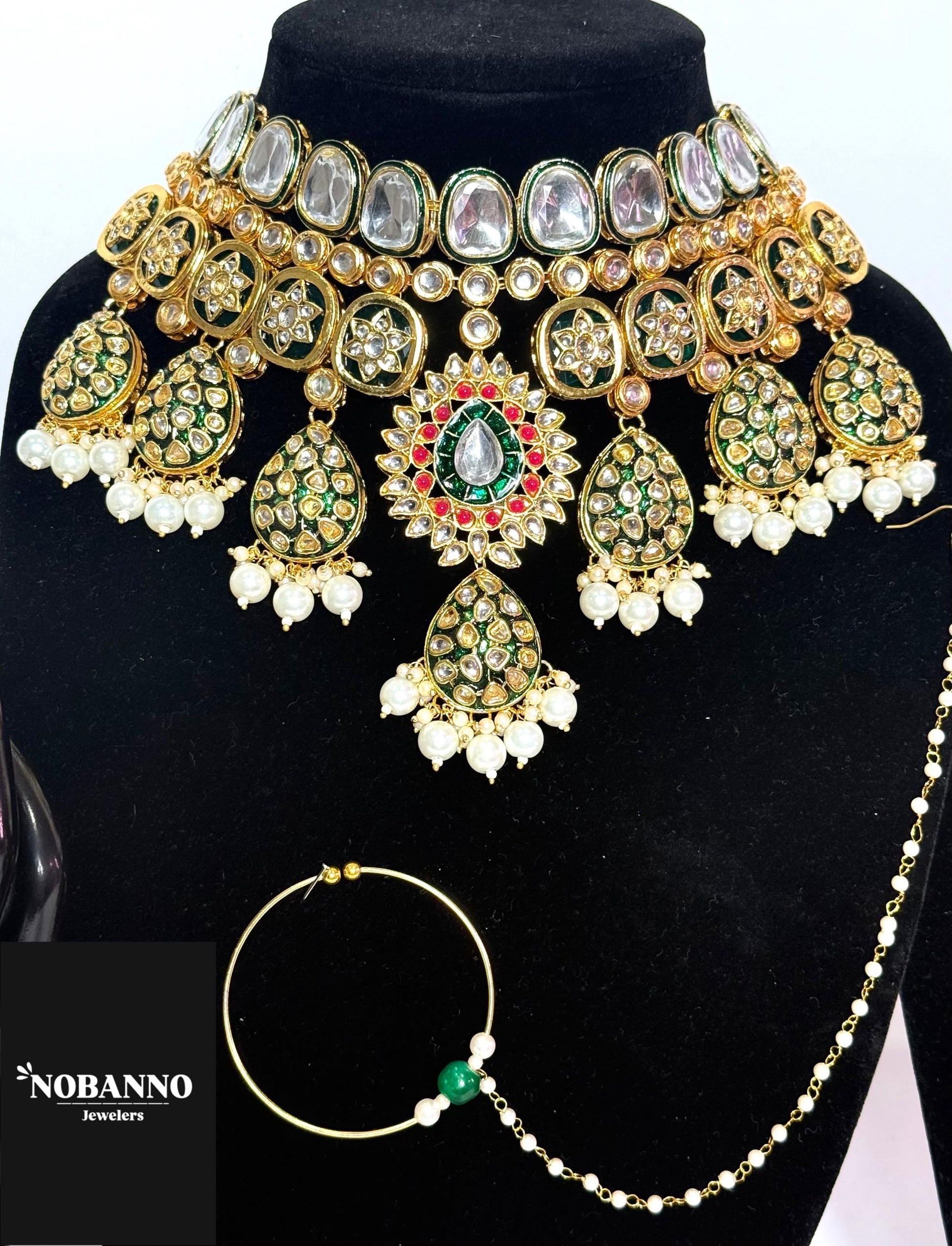 Pristine Handcrafted  Kundan Bridal set/Indian Full Bridal Jewelry Set/ High Quality Kundan 8 Piece Set.