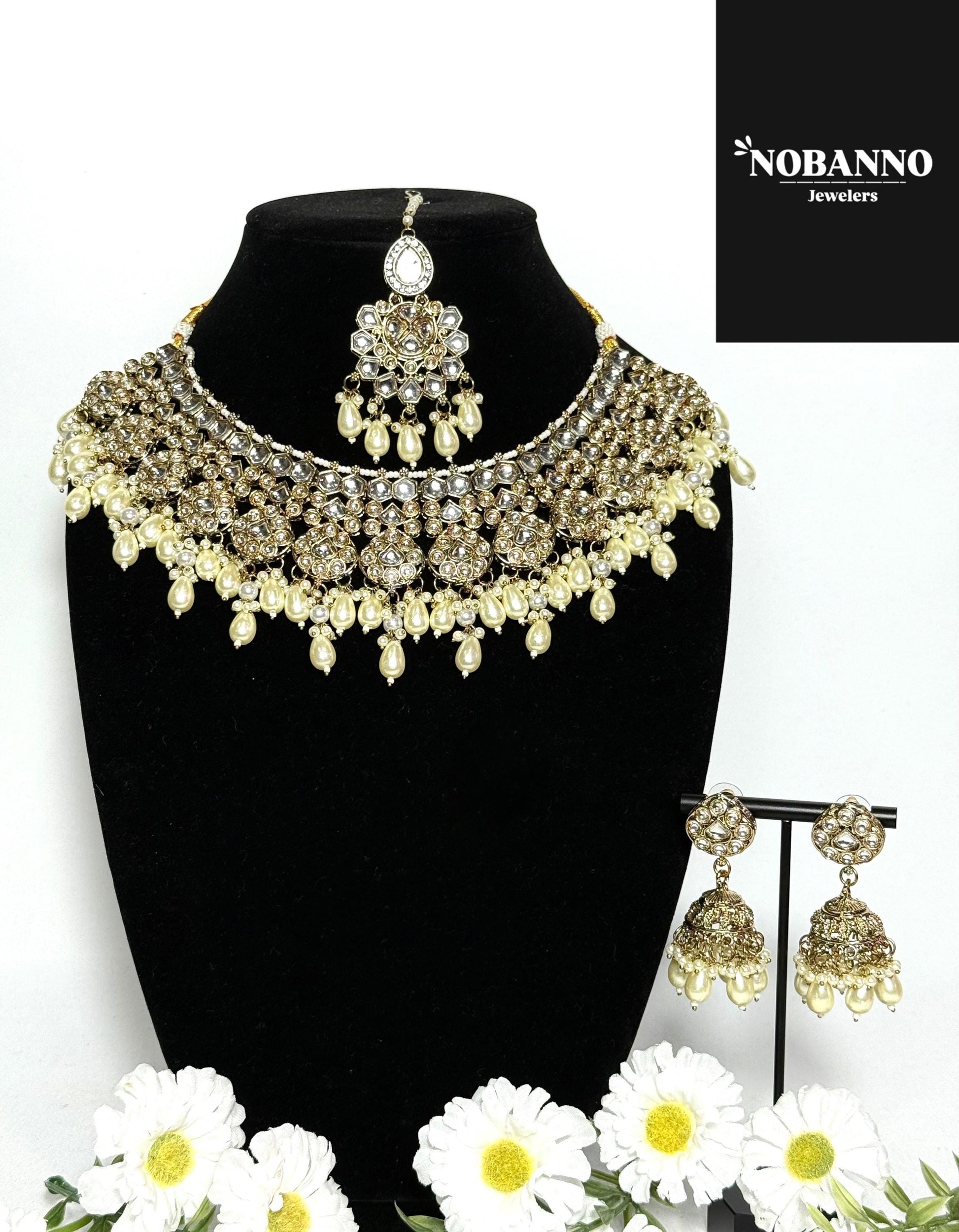 Pristine Handcrafted  Kundan Necklace set/Indian  Jewelry Set/ High Quality Kundan 4 Piece Set
